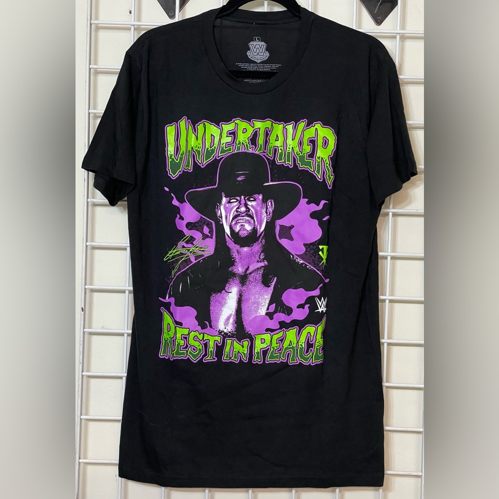 WWE Legends Undertaker Black Graphic T-Shirt Size Large New without Tags - Picture 2 of 6